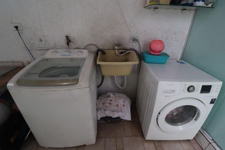 Apartamento à venda com 100m², 2 quartos e 1 vagaÁrea de Serviço