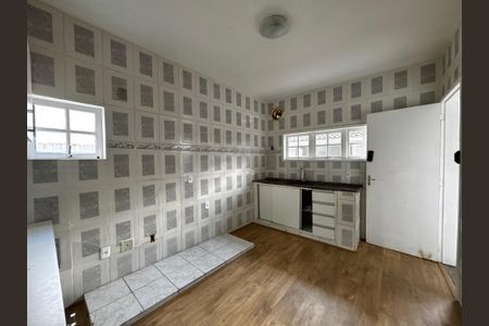 Casa de condomínio para alugar com 280m², 4 quartos e 4 vagasCozinha