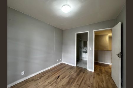 Casa de condomínio para alugar com 280m², 4 quartos e 4 vagasSuíte 3