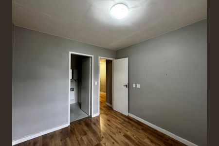 Casa de condomínio para alugar com 280m², 4 quartos e 4 vagasSuíte 3