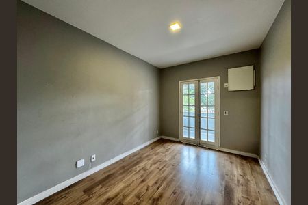 Casa de condomínio para alugar com 280m², 4 quartos e 4 vagasSuíte 2