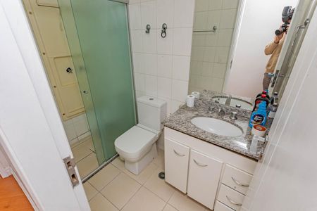 Apartamento à venda com 52m², 2 quartos e 1 vagaBanheiro Social