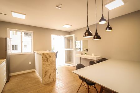 Apartamento para alugar com 37m², 1 quarto e sem vaga Apartamento para alugar com 37m², 1 quarto e sem vagaCoworking