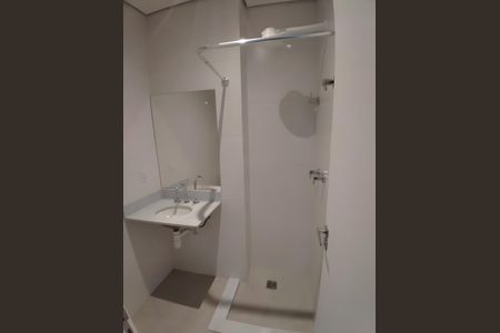 Banheiro de apartamento para alugar com 1 quarto, 33m² em Santa Cecilia, São Paulo