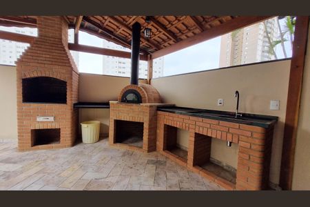 Apartamento à venda com 98m², 3 quartos e 2 vagas Apartamento à venda com 98m², 3 quartos e 2 vagasÁrea comum - Churrasqueira