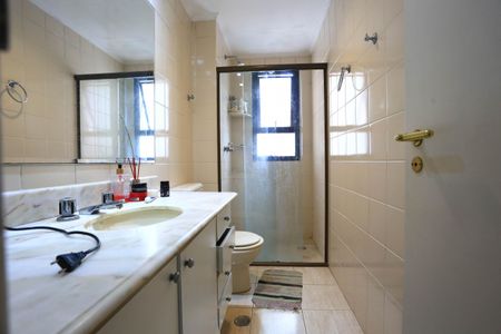 Apartamento à venda com 98m², 3 quartos e 2 vagas Apartamento à venda com 98m², 3 quartos e 2 vagasBanheiro Social