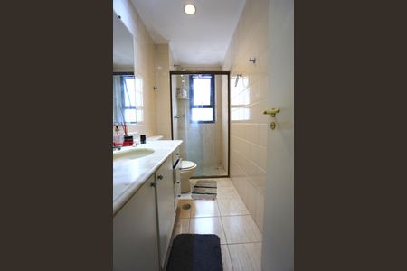 Apartamento à venda com 98m², 3 quartos e 2 vagas Apartamento à venda com 98m², 3 quartos e 2 vagasBanheiro Social