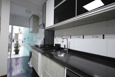 Apartamento para alugar com 84m², 3 quartos e 2 vagas Apartamento para alugar com 84m², 3 quartos e 2 vagasCozinha