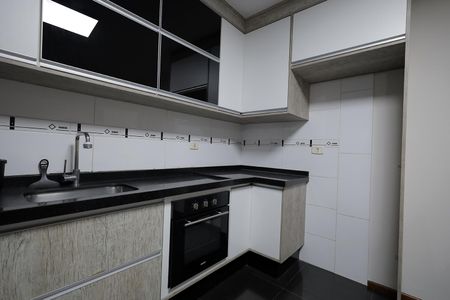 Apartamento para alugar com 84m², 3 quartos e 2 vagas Apartamento para alugar com 84m², 3 quartos e 2 vagasCozinha