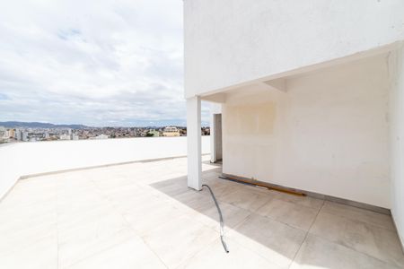 Apartamento à venda com 88m², 2 quartos e 1 vagaCobertura