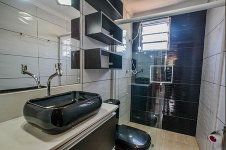 Apartamento à venda com 53m², 2 quartos e 1 vaga Apartamento à venda com 53m², 2 quartos e 1 vagaBanheiro