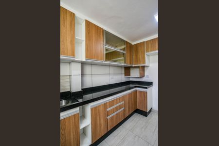 Apartamento à venda com 53m², 2 quartos e 1 vaga Apartamento à venda com 53m², 2 quartos e 1 vagaCozinha e Área de Serviço