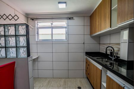 Apartamento à venda com 53m², 2 quartos e 1 vaga Apartamento à venda com 53m², 2 quartos e 1 vagaCozinha e Área de Serviço