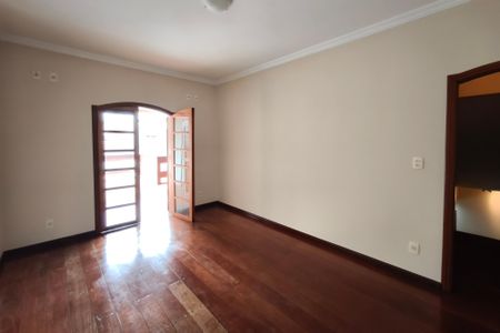 Casa à venda com 259m², 2 quartos e 2 vagas Casa à venda com 259m², 2 quartos e 2 vagasQuarto 1
