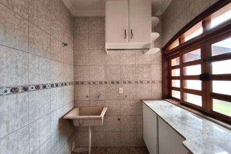 Casa à venda com 259m², 2 quartos e 2 vagas Casa à venda com 259m², 2 quartos e 2 vagasÁrea de Serviço