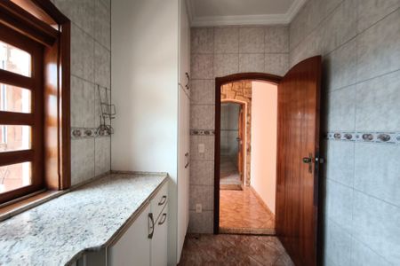 Casa à venda com 259m², 2 quartos e 2 vagas Casa à venda com 259m², 2 quartos e 2 vagasÁrea de Serviço