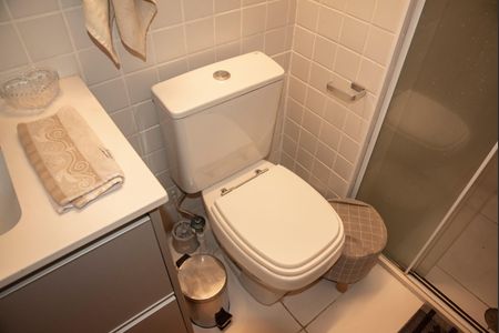 Apartamento à venda com 64m², 2 quartos e 1 vagaBanheiro Social