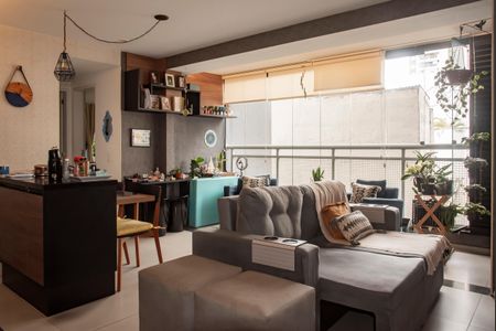 Sala de apartamento à venda com 2 quartos, 64m² em Vila Monte Alegre, São Paulo