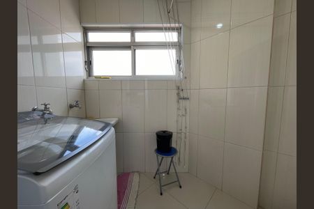 Apartamento à venda com 82m², 3 quartos e 1 vagaÁrea de Serviço