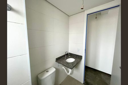 Apartamento à venda com 64m², 2 quartos e 1 vaga Apartamento à venda com 64m², 2 quartos e 1 vagaBanheiro da Suíte