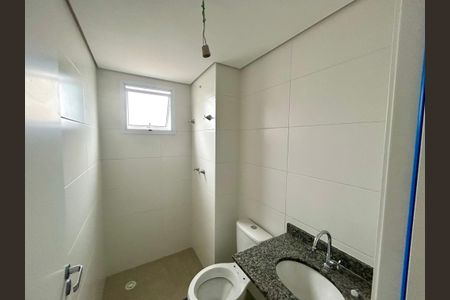Apartamento à venda com 64m², 2 quartos e 1 vaga Apartamento à venda com 64m², 2 quartos e 1 vagaBanheiro da Suíte