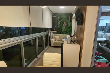 Varanda de apartamento para alugar com 2 quartos, 116m² em Barra da Tijuca, Rio de Janeiro