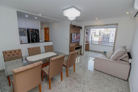 Foto 01 de apartamento à venda com 2 quartos, 65m² em Centro, Belo Horizonte