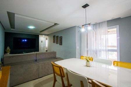 Sala de apartamento para alugar com 3 quartos, 83m² em Vila Guiomar, Santo André