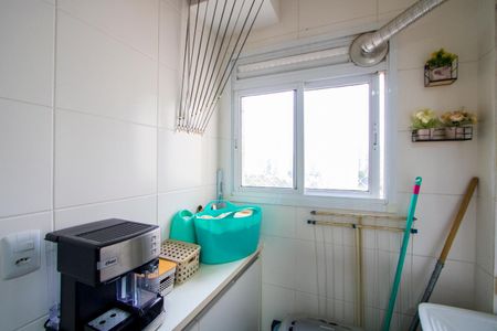 Apartamento à venda com 83m², 3 quartos e 2 vagas Apartamento à venda com 83m², 3 quartos e 2 vagasÁrea de serviço