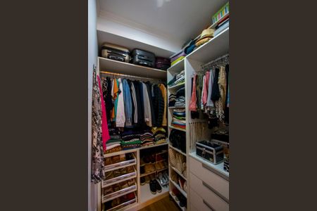 Apartamento à venda com 83m², 3 quartos e 2 vagas Apartamento à venda com 83m², 3 quartos e 2 vagasCloset do quarto 1