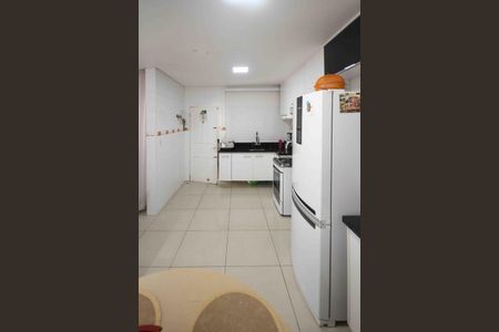 Casa à venda com 90m², 2 quartos e 2 vagasCozinha