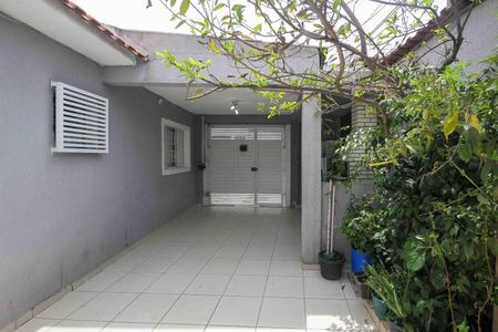 Casa à venda com 90m², 2 quartos e 2 vagasGaragem