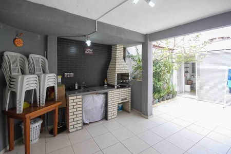Casa à venda com 90m², 2 quartos e 2 vagasGaragem