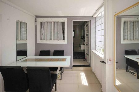 Casa à venda com 90m², 2 quartos e 2 vagasSala de Jantar