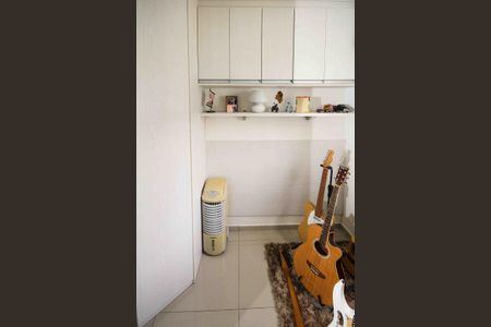 Casa à venda com 90m², 2 quartos e 2 vagasQuarto