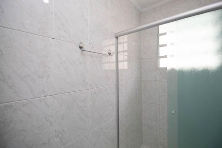 Casa à venda com 130m², 3 quartos e 2 vagas Casa à venda com 130m², 3 quartos e 2 vagasBanheiro 1