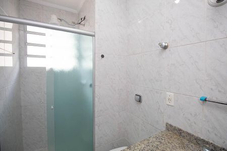 Casa à venda com 130m², 3 quartos e 2 vagas Casa à venda com 130m², 3 quartos e 2 vagasBanheiro 2