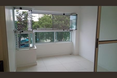Apartamento à venda com 95m², 3 quartos e 2 vagas