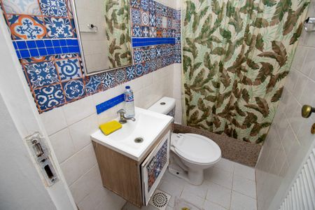 Apartamento à venda com 120m², 3 quartos e 2 vagas Apartamento à venda com 120m², 3 quartos e 2 vagasBanheiro de serviço