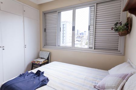 Apartamento à venda com 120m², 4 quartos e 1 vagaQuarto 2