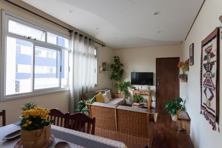Apartamento à venda com 120m², 4 quartos e 1 vagaSala