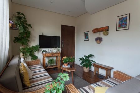 Apartamento à venda com 120m², 4 quartos e 1 vagaSala de TV