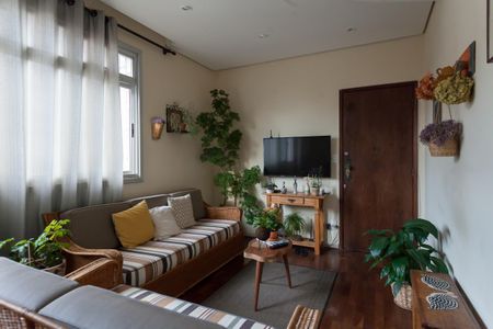 Apartamento à venda com 120m², 4 quartos e 1 vagaSala de TV