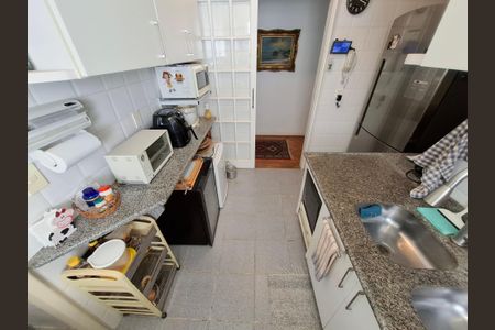 Apartamento à venda com 200m², 4 quartos e 1 vaga Apartamento à venda com 200m², 4 quartos e 1 vagaCozinha
