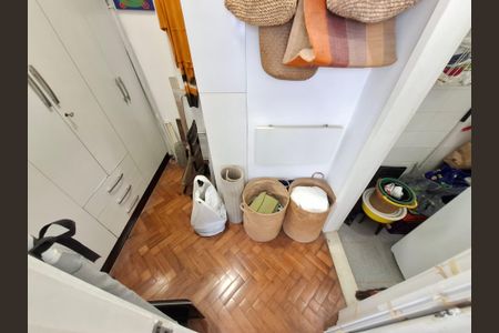 Apartamento à venda com 200m², 4 quartos e 1 vaga Apartamento à venda com 200m², 4 quartos e 1 vagaÁrea de serviço