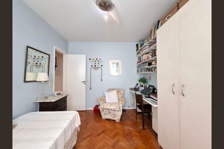 Apartamento à venda com 200m², 4 quartos e 1 vaga Apartamento à venda com 200m², 4 quartos e 1 vagaQuarto 1