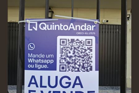 Apartamento à venda com 200m², 4 quartos e 1 vaga Apartamento à venda com 200m², 4 quartos e 1 vagaPlaquinha