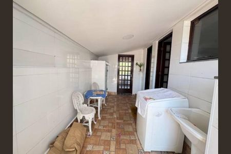 Casa de condomínio à venda com 320m², 4 quartos e 6 vagas Casa de condomínio à venda com 320m², 4 quartos e 6 vagasFoto 19