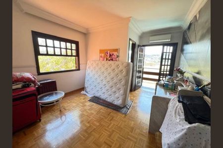 Casa de condomínio à venda com 320m², 4 quartos e 6 vagas Casa de condomínio à venda com 320m², 4 quartos e 6 vagasFoto 36
