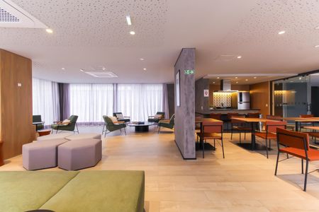 Studio à venda com 32m², 1 quarto e 1 vaga Studio à venda com 32m², 1 quarto e 1 vagaÁrea comum - Salão de festas